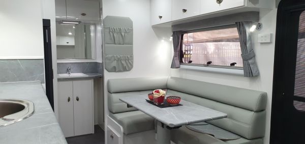 2025 Olympic MARATHON 15'6 Ensuite Caravan image
