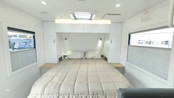 2024 Nextgen Off Road Se 20'6 OFF ROAD CARAVAN SAVE $16,000 image