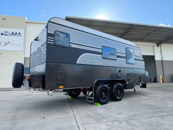 2025 Oz Star Caravans 17.5 FT Couples Oz Star Platypus Series Caravan image