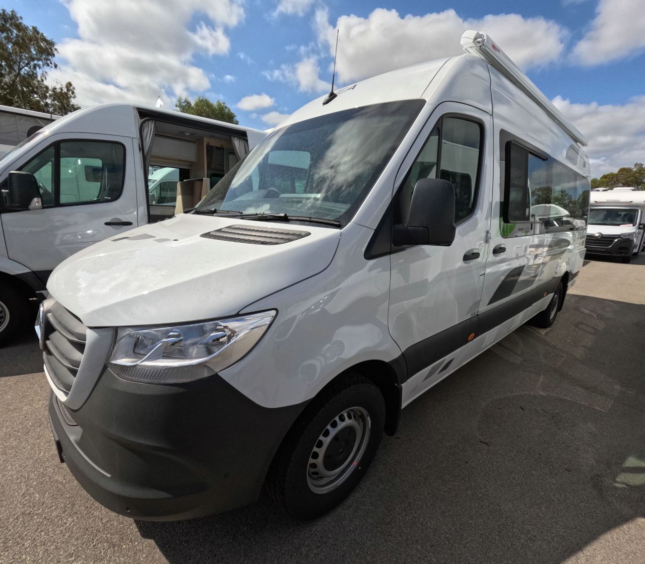 Image for 2023 Kea Ultima M700 Campervan 2 BERTH 0