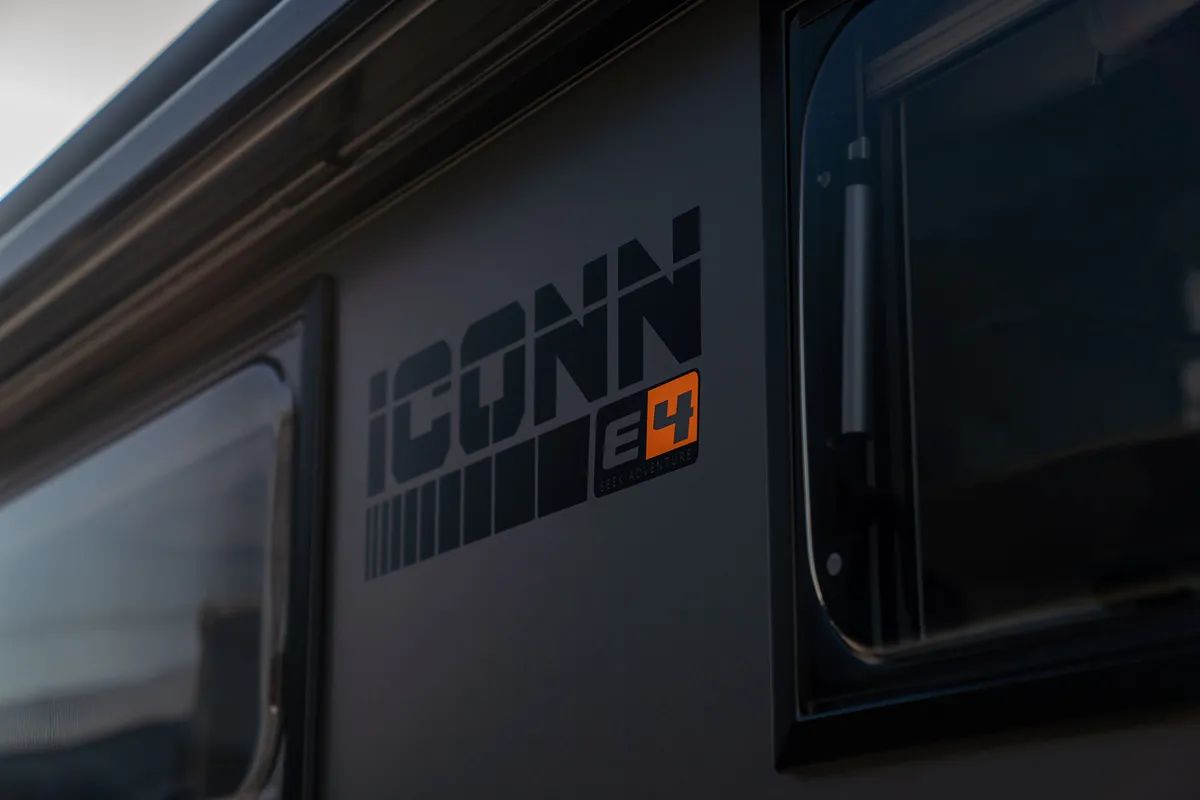 Image for 2024 Lifestyle Iconn E4 Family Hybrid Caravan 14