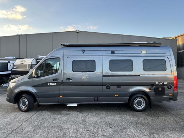 2025 MERCEDES-BENZ Sprinter LWB 419 RWD Regal Grand Tourer image