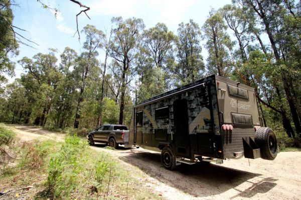 2023 Everest Caravans CAMO S1 18.3F - COMPACT OFF-ROAD FAMILY BUNK VAN Caravan image