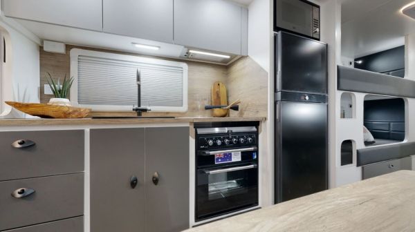 2023 Optimus Primax Off-Road Caravan image