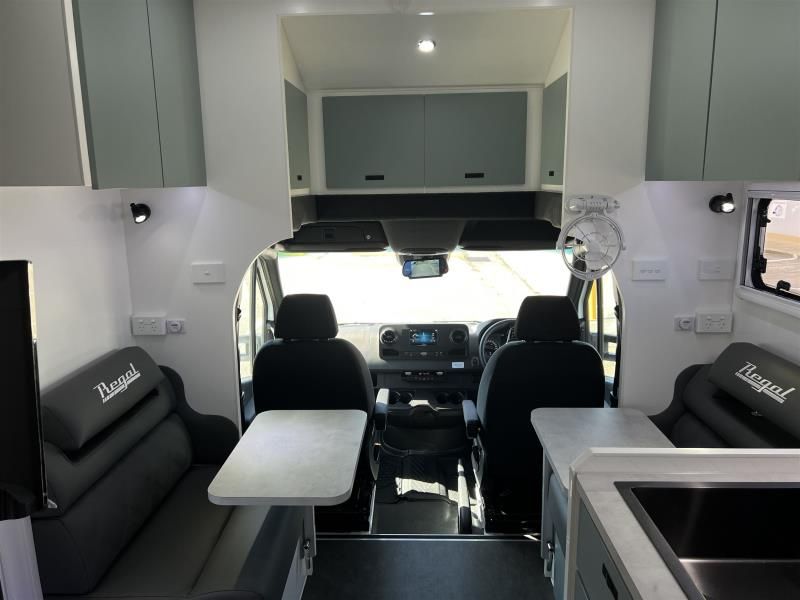 Image for 2024 MERCEDES-BENZ Regal Sapphire 2-Berth 45