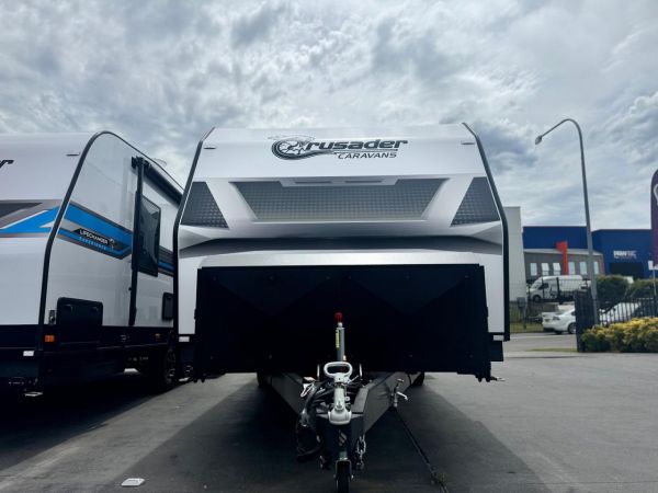 2024 Crusader MY25 Musketeer Warrior Ensuite Couples Van image
