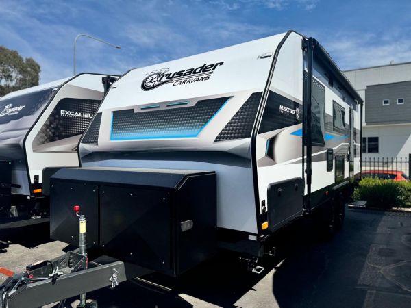 2024 Crusader MY25 Musketeer Treville Club Lounge Ensuite Couples Van image