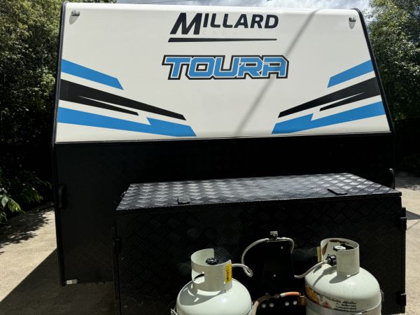 2022 Millard Toura Semi Off Road Full Caravan image