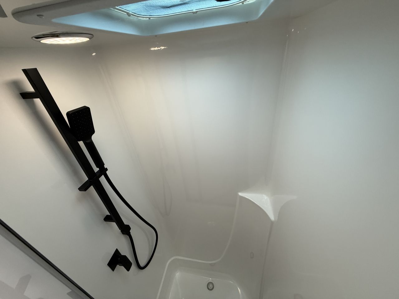 Image for 2024 Concept INNOVATION Caravan 10