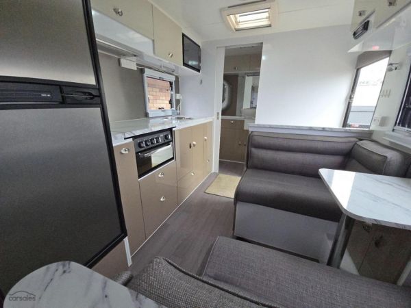 2017 Royal Flair PD Series image