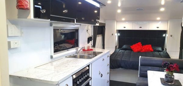 2025 Olympic Club Marathon 21-4 Caravan image