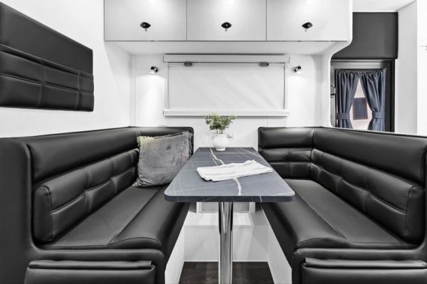 2023 ProRV Caravans 18'6 Raptor Caravan image