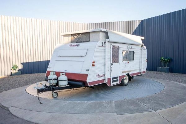 1996 Roadstar Westerner image