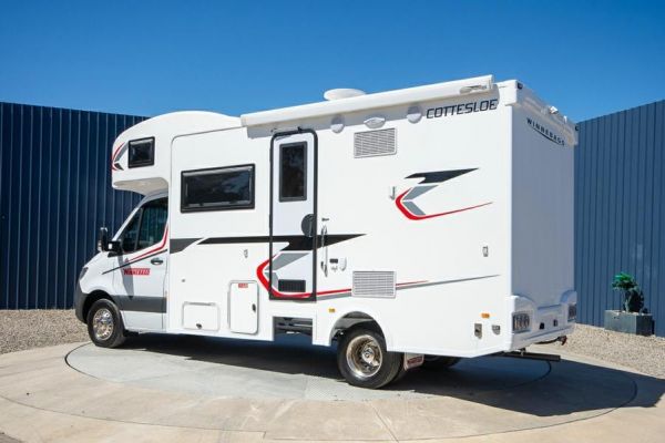 2023 Winnebago Cottesloe image
