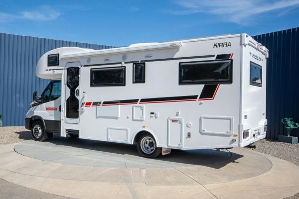 2023 Winnebago Kirra image