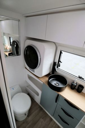 2024 Avan Aspire Caravan 564 image