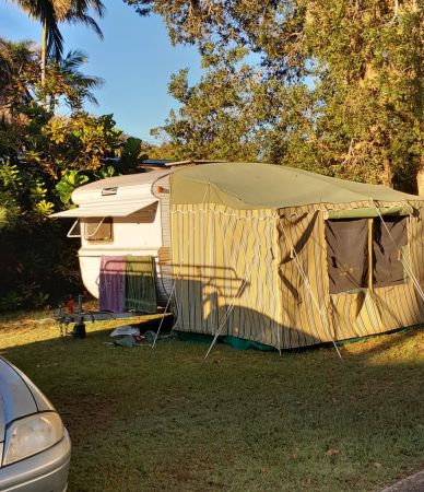 1976 Travelhome Caravan image