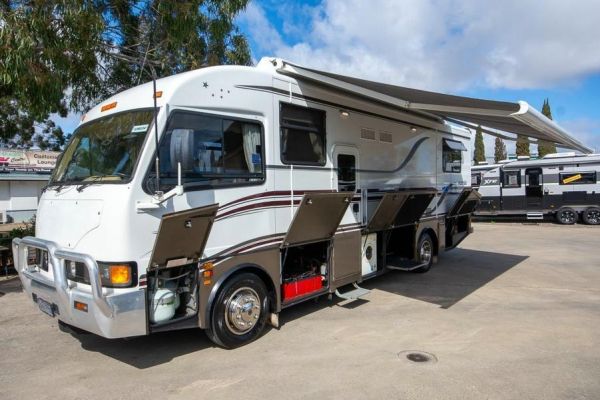 2003 Swagman Australis image