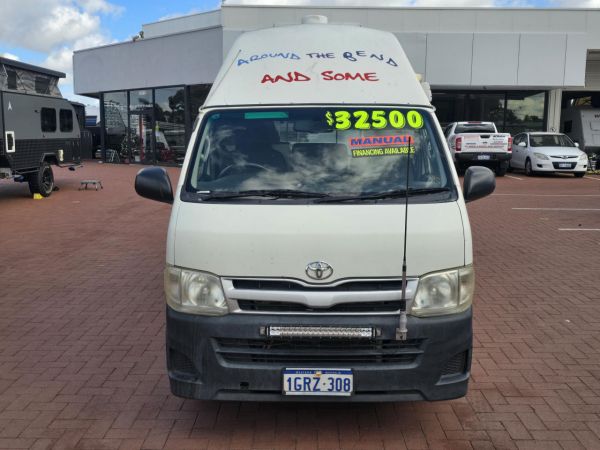 2012 Toyota Hiace Campervan image