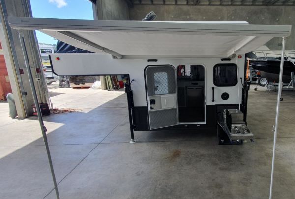 2023 Austral Motorhomes 2.5m Pop-Top Slide-on Camper image
