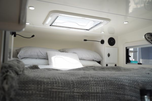 2023 Austral Motorhomes 3.5m Hard-Top Slide-on Camper image
