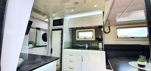 2023 Austral Motorhomes 4.2m Hard-Top Slide-on Camper image