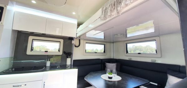 2023 Austral Motorhomes 4.2m Hard-Top Slide-on Camper image