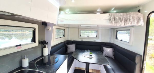 2023 Austral Motorhomes 4.2m Hard-Top Slide-on Camper image