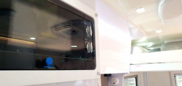 2023 Austral Motorhomes 4.2m Hard-Top Slide-on Camper image