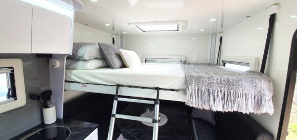 2023 Austral Motorhomes 4.2m Hard-Top Slide-on Camper image