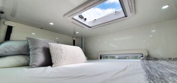 2023 Austral Motorhomes 4.2m Hard-Top Slide-on Camper image