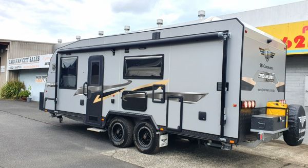 2021 JB Caravans 21' DREAMLINE PLATINUM image