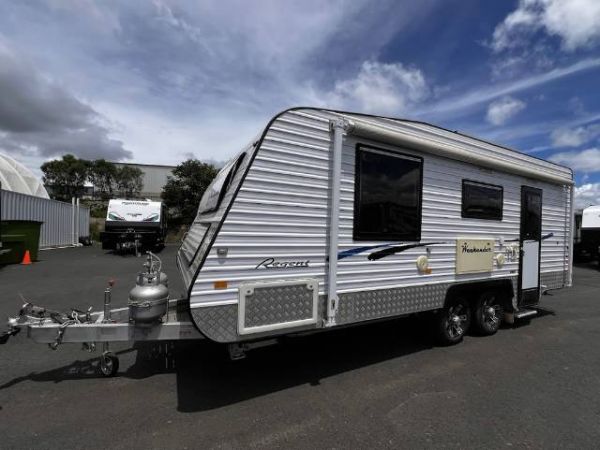 2016 Regent Weekender Caravan 19'6 image