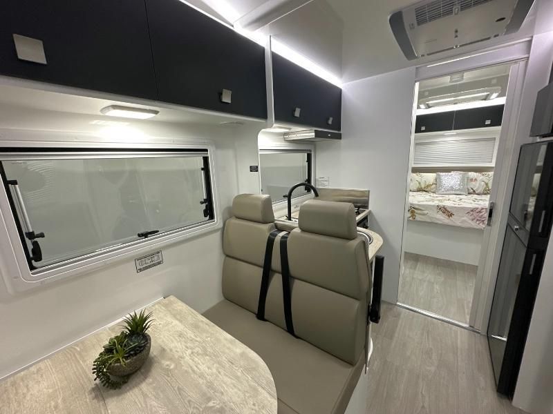 Image for 2023 Winnebago Iluka 1