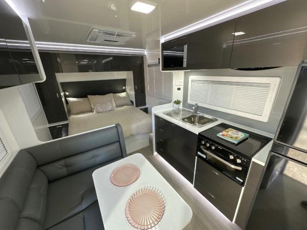 2024 Windsor Genesis 176Rd image