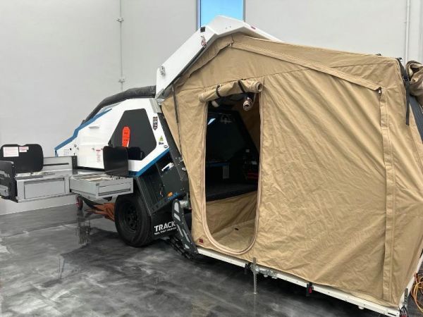 2023 Track Tvan Inspire image