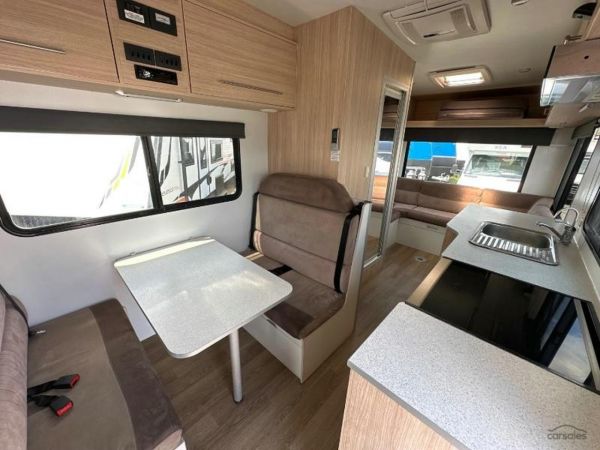 2019 Kea River M721 6 Berth image
