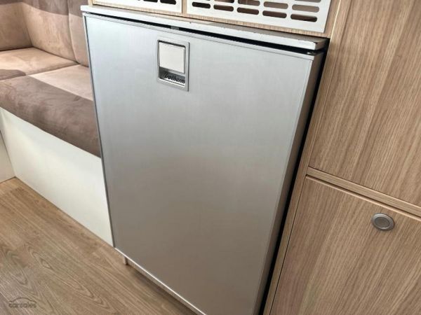 2019 Kea River M721 6 Berth image