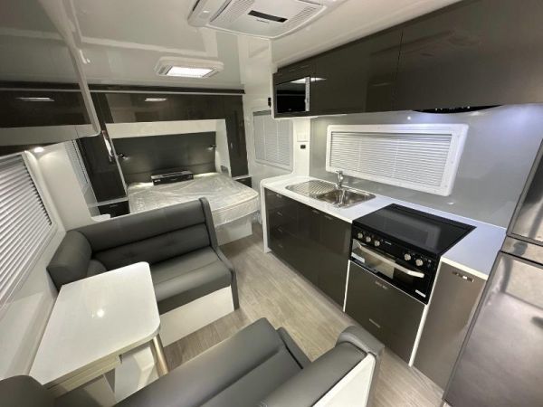2024 Windsor Genesis 196Rd image