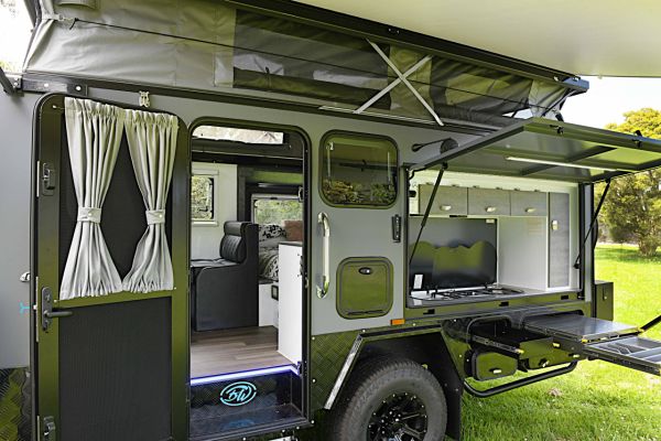 2024 Bluewater Campers Xpedition Hybrid Camper Trailer image