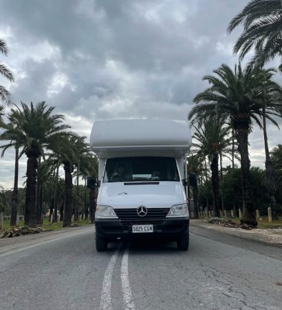 2004 Mercedes Sprinter Kea Hybrid Pop Top image