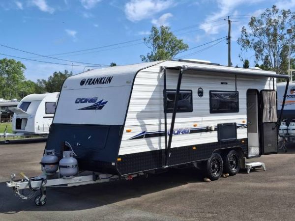 2021 Franklin Core Caravan SINGLE BEDS image