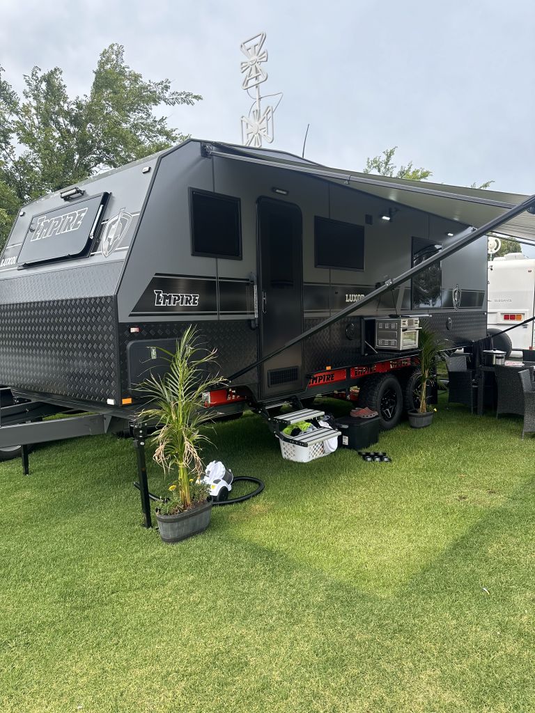 Image for 2024 Empire Luxor Caravan 0