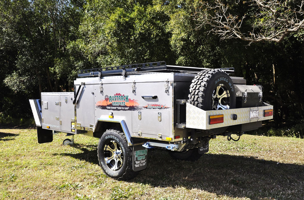 The majority prefer forward folds such as the Telegraph X over hard floor campers
