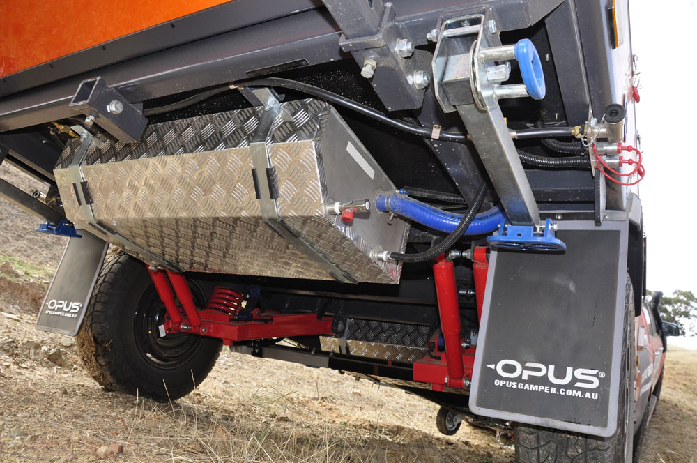 A fully galvanised chassis with independant trailing arm suspension, twin shocks and polyblock offroad coupling.