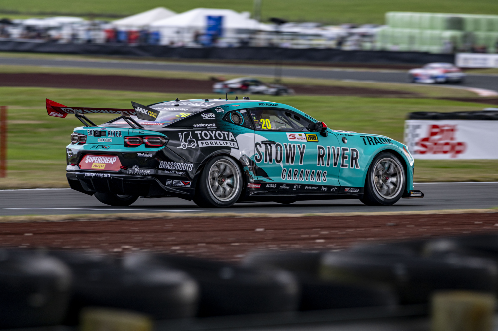 Snowy River Caravans Celebrates David Reynolds' 500th Supercars Start image